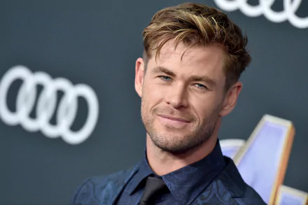 Celebrity Chris Hemsworth HD Desktop Wallpaper | Background Image