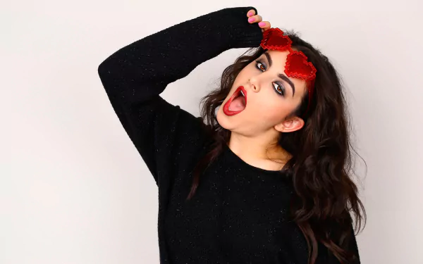 music Charli XCX HD Desktop Wallpaper | Background Image