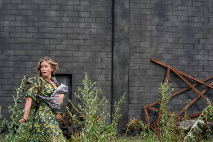Evelyn Abbott Emily Blunt movie A Quiet Place Part II HD Desktop Wallpaper | Background Image