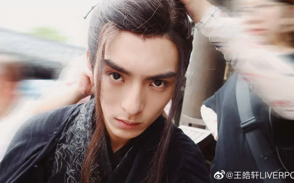 Dance of The Phoenix Celebrity Wang Hao Xuan HD Desktop Wallpaper | Background Image