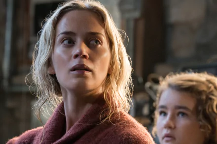 Regan Abbott Millicent Simmonds Evelyn Abbott Emily Blunt movie A Quiet Place HD Desktop Wallpaper | Background Image