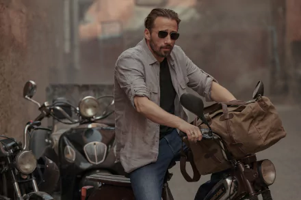 Booker (The Old Guard) Matthias Schoenaerts movie The Old Guard HD Desktop Wallpaper | Background Image