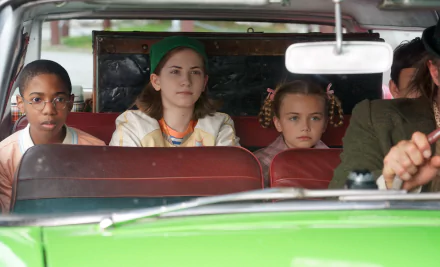 Marta Kessler Emmy Deoliveira Seth Carr TV Show The Mysterious Benedict Society HD Desktop Wallpaper | Background Image