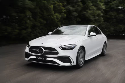  White Mercedes-Benz C 200 AMG Line JP-spec (W206)