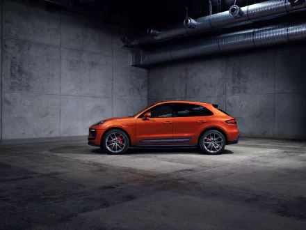  Red Porsche Macan GTS (95B)