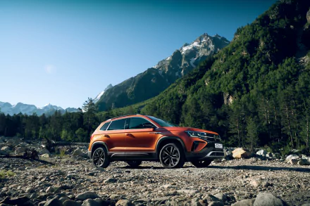  Orange 2021 Volkswagen Taos "JOY!" 4MOTION