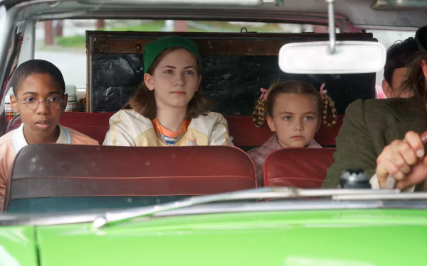 Marta Kessler Emmy Deoliveira Seth Carr TV Show The Mysterious Benedict Society HD Desktop Wallpaper | Background Image