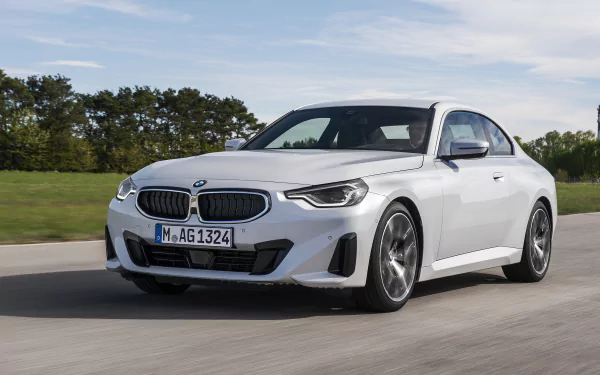  White BMW 220i Coupé Worldwide (G42)