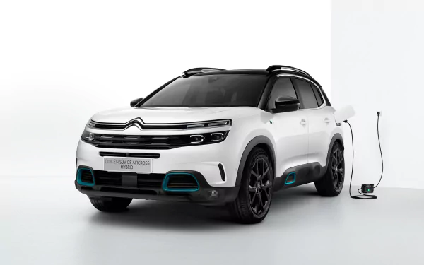  White Citroën C5 Aircross SUV Hybrid