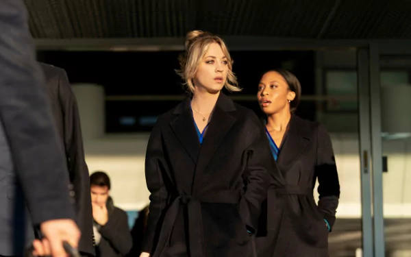 Kaley Cuoco TV Show The Flight Attendant HD Desktop Wallpaper | Background Image