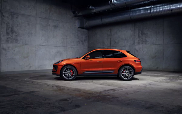  Red Porsche Macan GTS (95B)