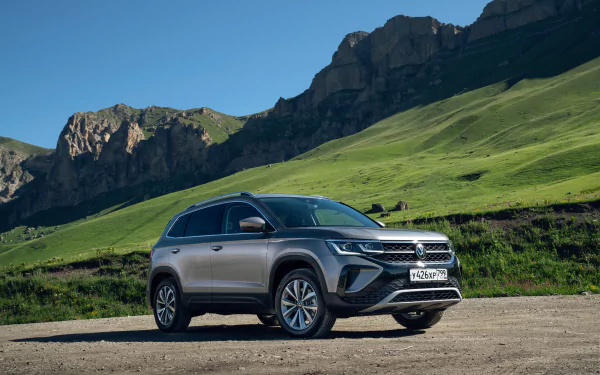  Grey 2021 Volkswagen Taos 4MOTION