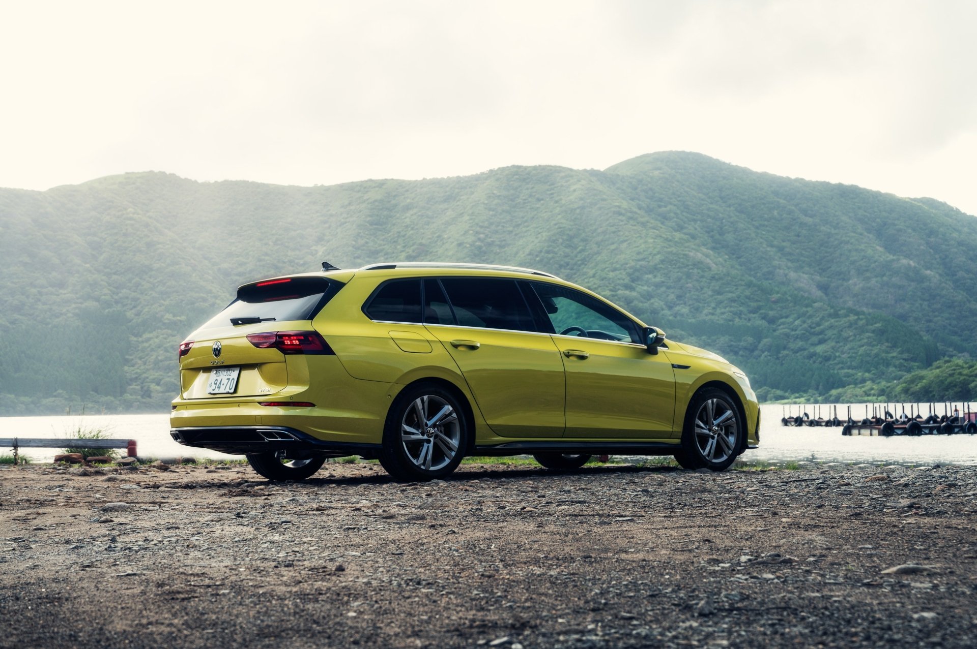 Download Vehicle Volkswagen Golf 4k Ultra HD Wallpaper