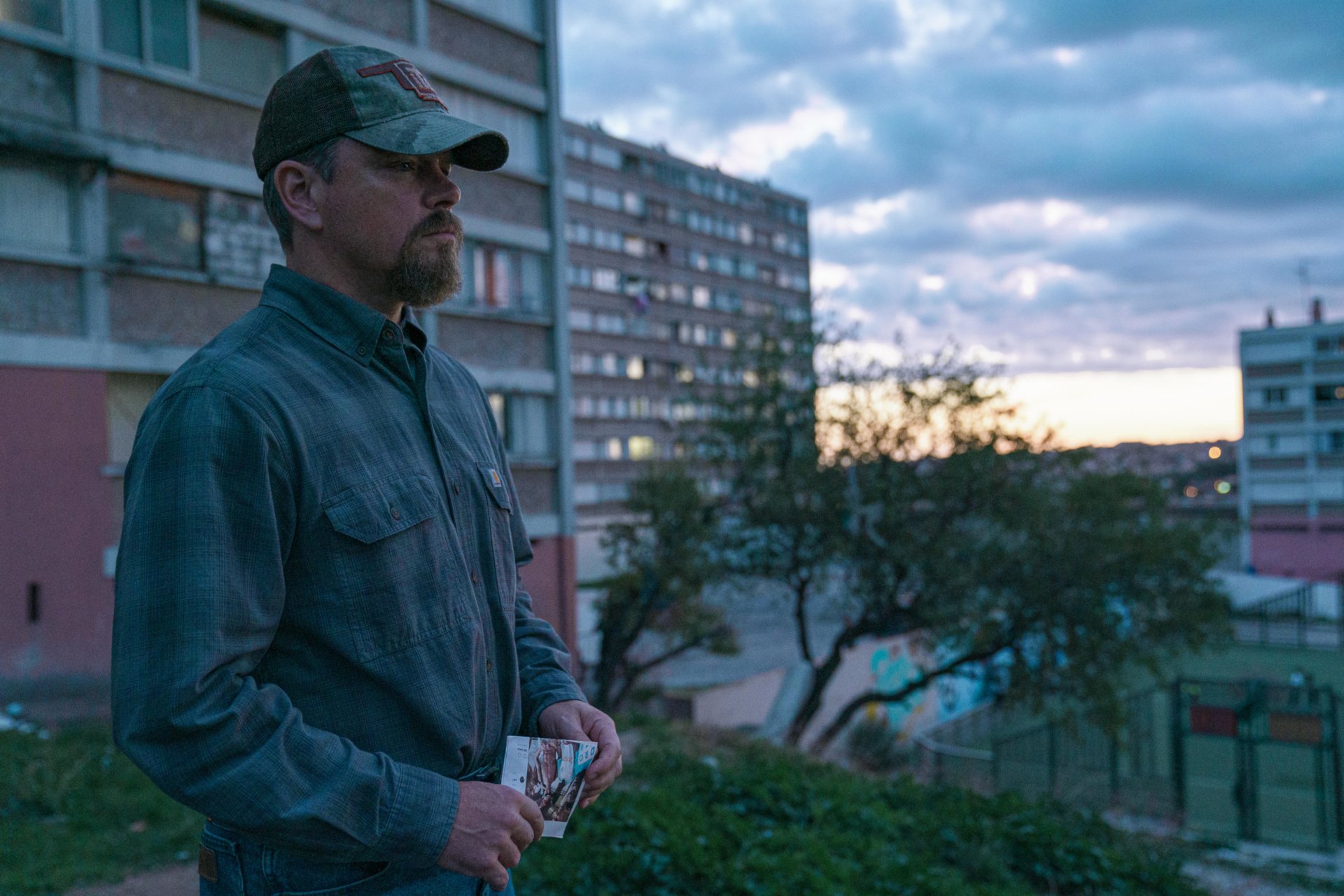 download-matt-damon-movie-stillwater-hd-wallpaper