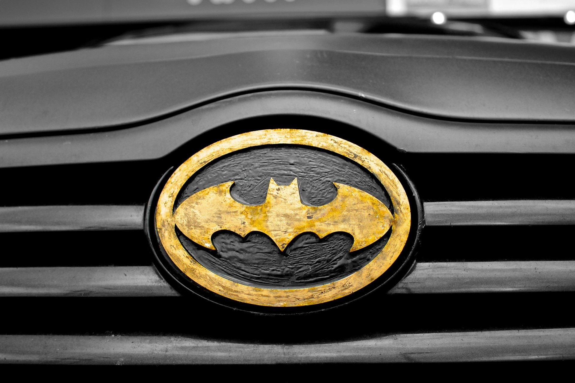 Batman logo by Knuckle Head