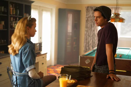 Jughead Jones Cole Sprouse TV Show Riverdale HD Desktop Wallpaper | Background Image