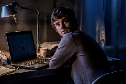 Freddie Highmore movie The Vault (2021) HD Desktop Wallpaper | Background Image