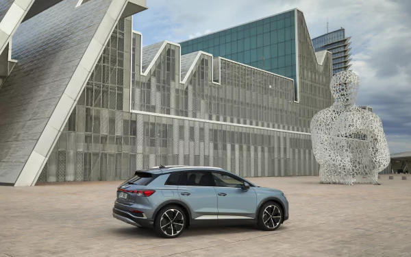  2021 Audi Q4 40 e-tron S line