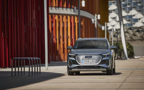  2021 Audi Q4 40 e-tron S line