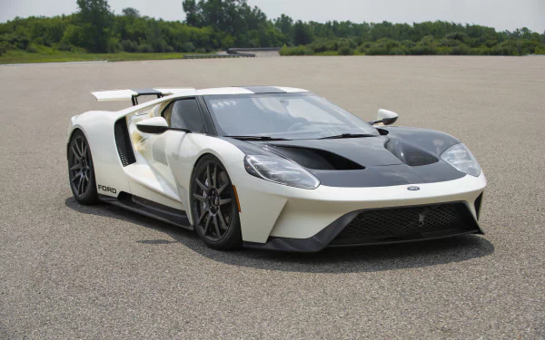  2022 White Ford GT "'64 Heritage Edition"