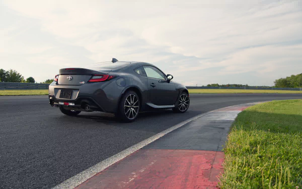 vehicle Toyota GR 86 HD Desktop Wallpaper | Background Image