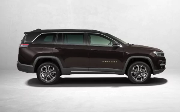  Jeep Commander Limited TD380 4×4 (H6)