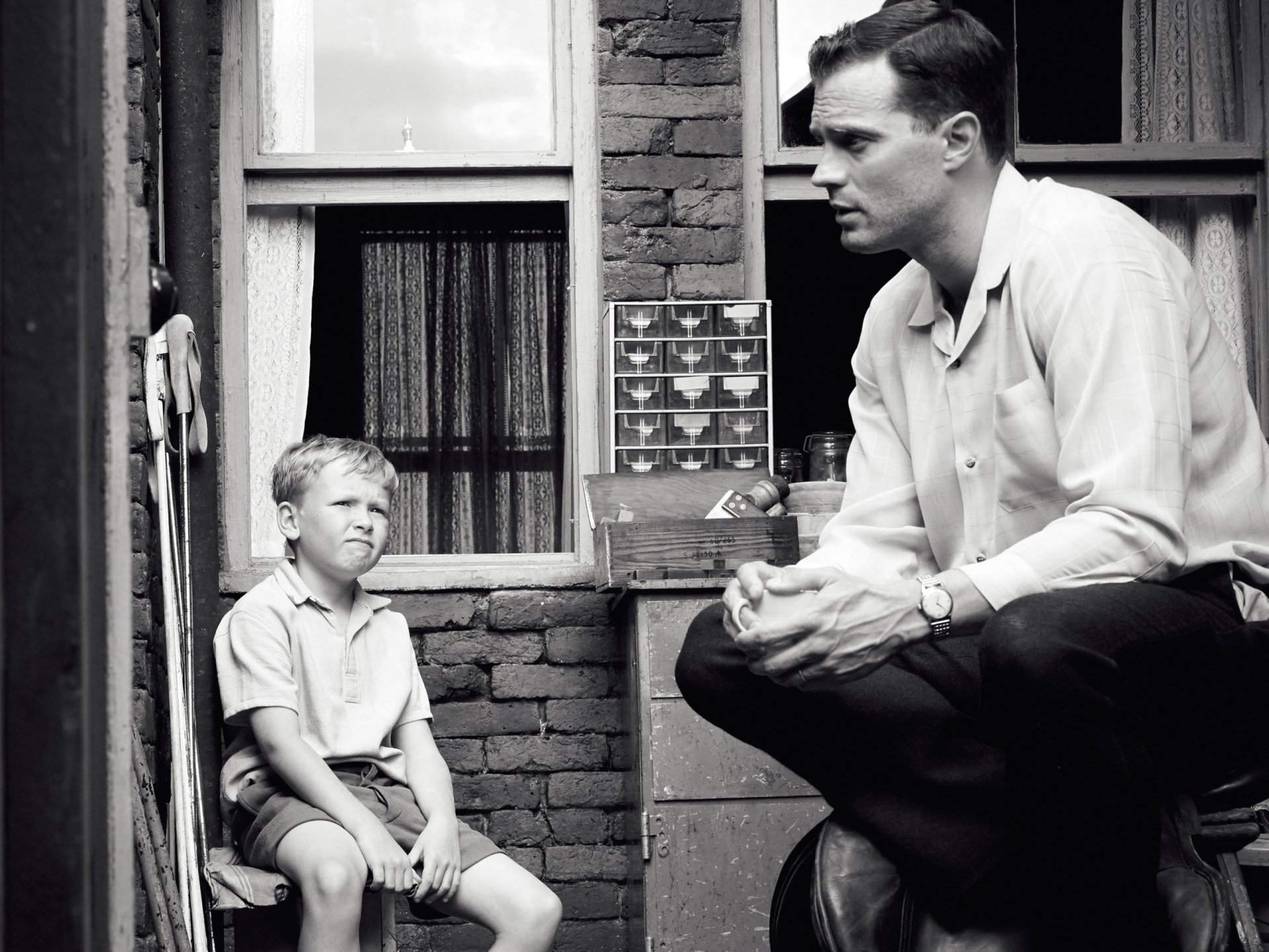 Download Jamie Dornan Jude Hill Movie Belfast HD Wallpaper