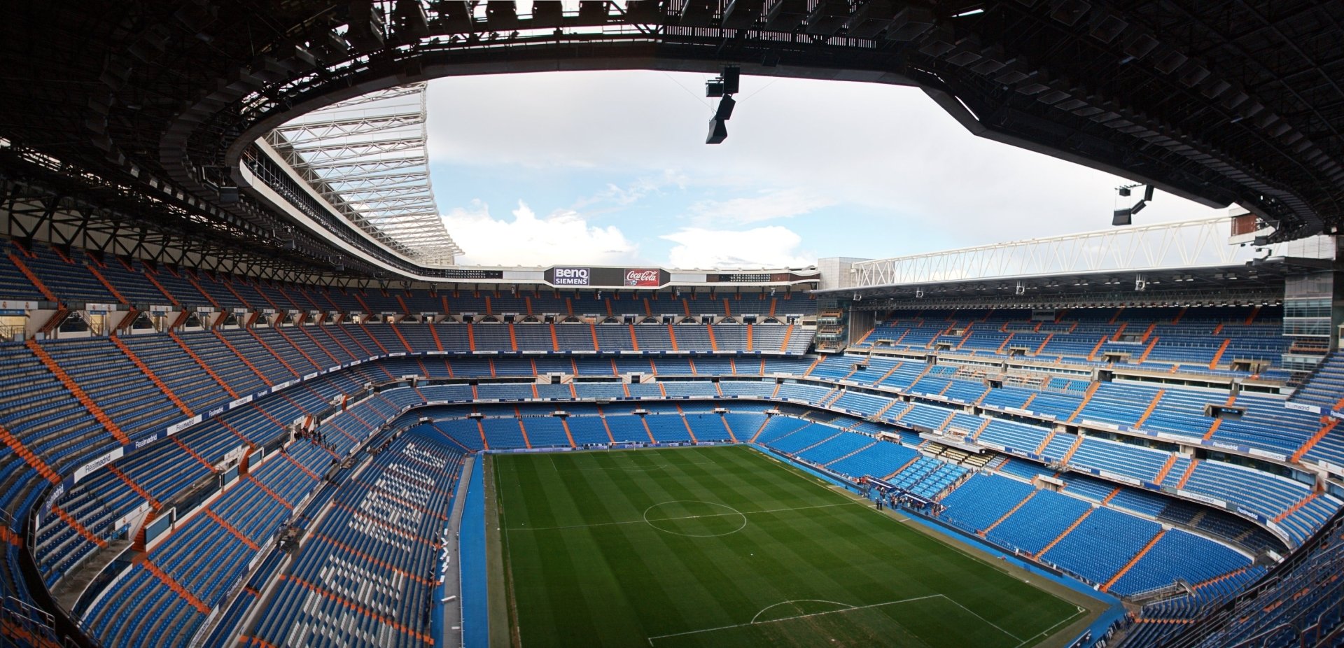 Download Real Madrid C.F. Santiago Bernabeu Stadium Sports HD Wallpaper