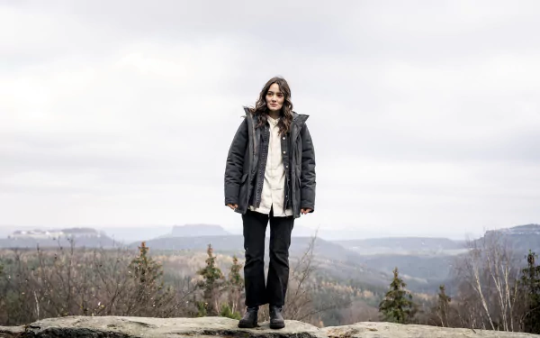 Maria Ehrich movie Prey (2021) HD Desktop Wallpaper | Background Image