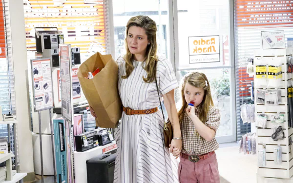 Mary Cooper Zoe Perry Missy Cooper Raegan Revord TV Show Young Sheldon HD Desktop Wallpaper | Background Image