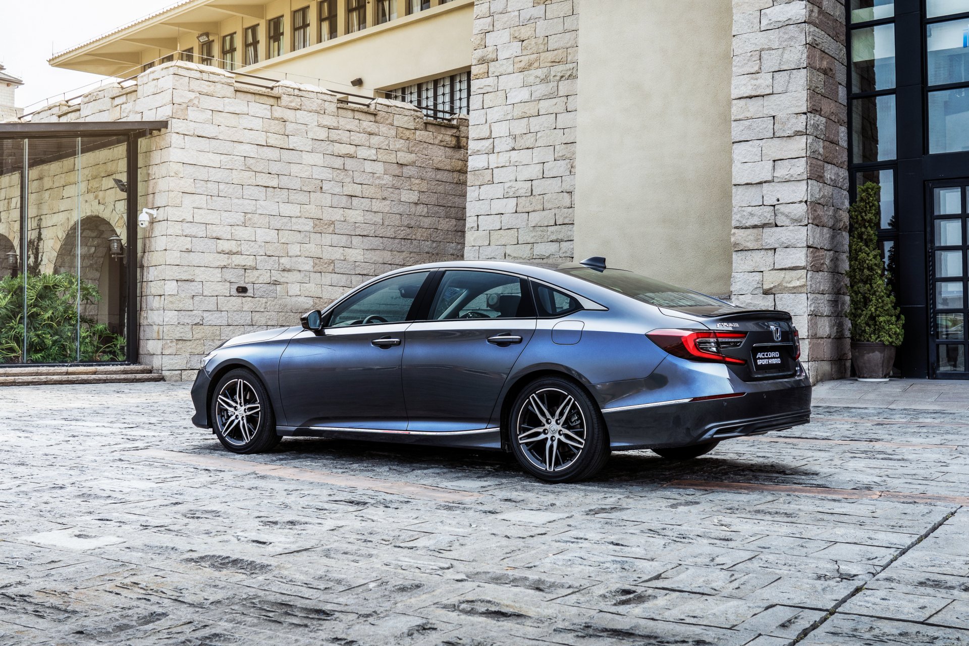 Download Vehicle Honda Accord Sport Hybrid HD Wallpaper