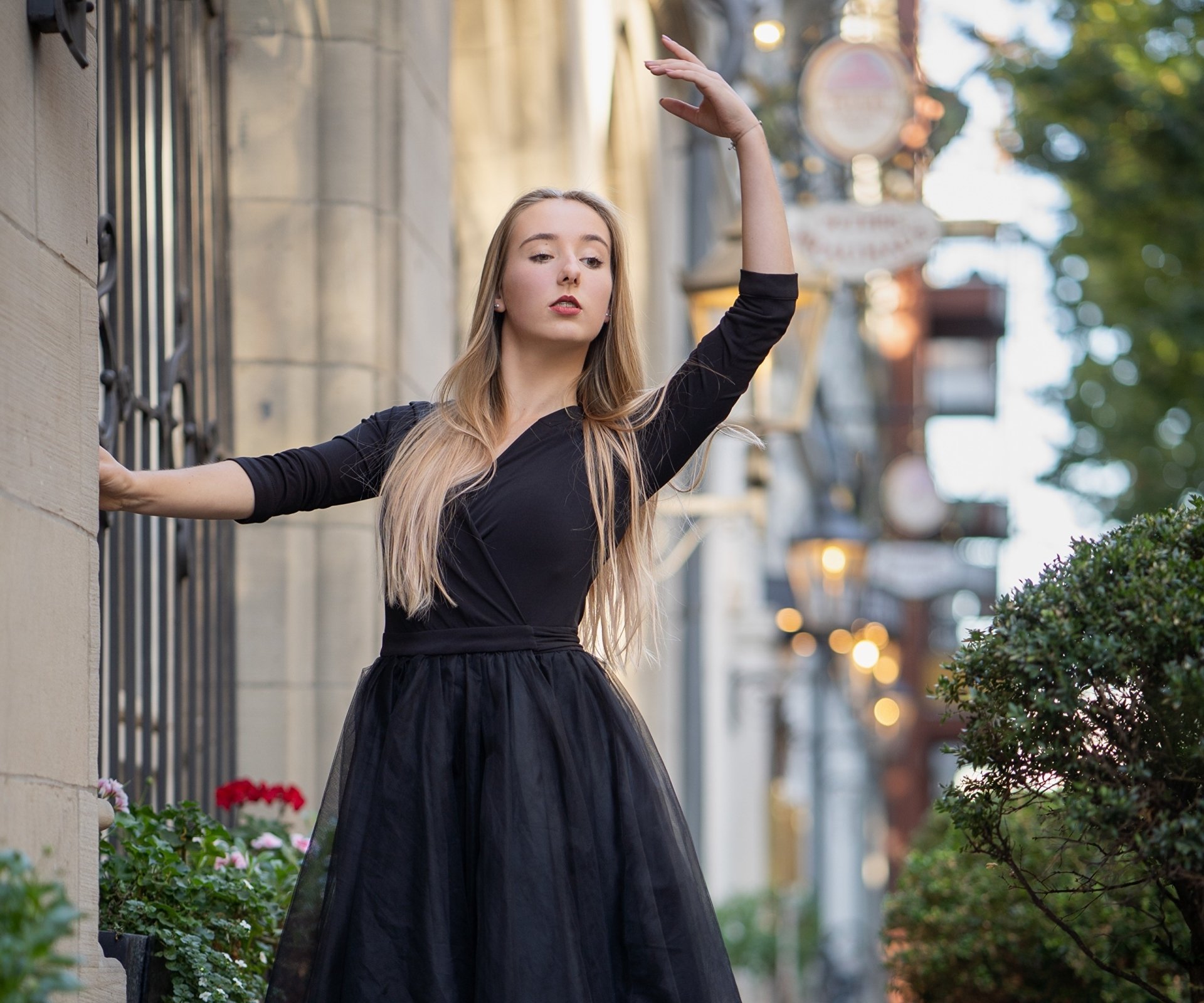 Download Black Dress Blonde Woman Model HD Wallpaper