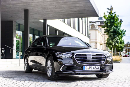 Mercedes-Benz S 680 Guard vehicle Mercedes-Benz S-Class HD Desktop Wallpaper | Background Image