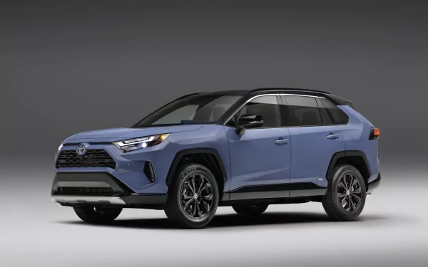 SUV Toyota RAV4 XSE Hybrid vehicle Toyota RAV4 Hybrid HD Desktop Wallpaper | Background Image
