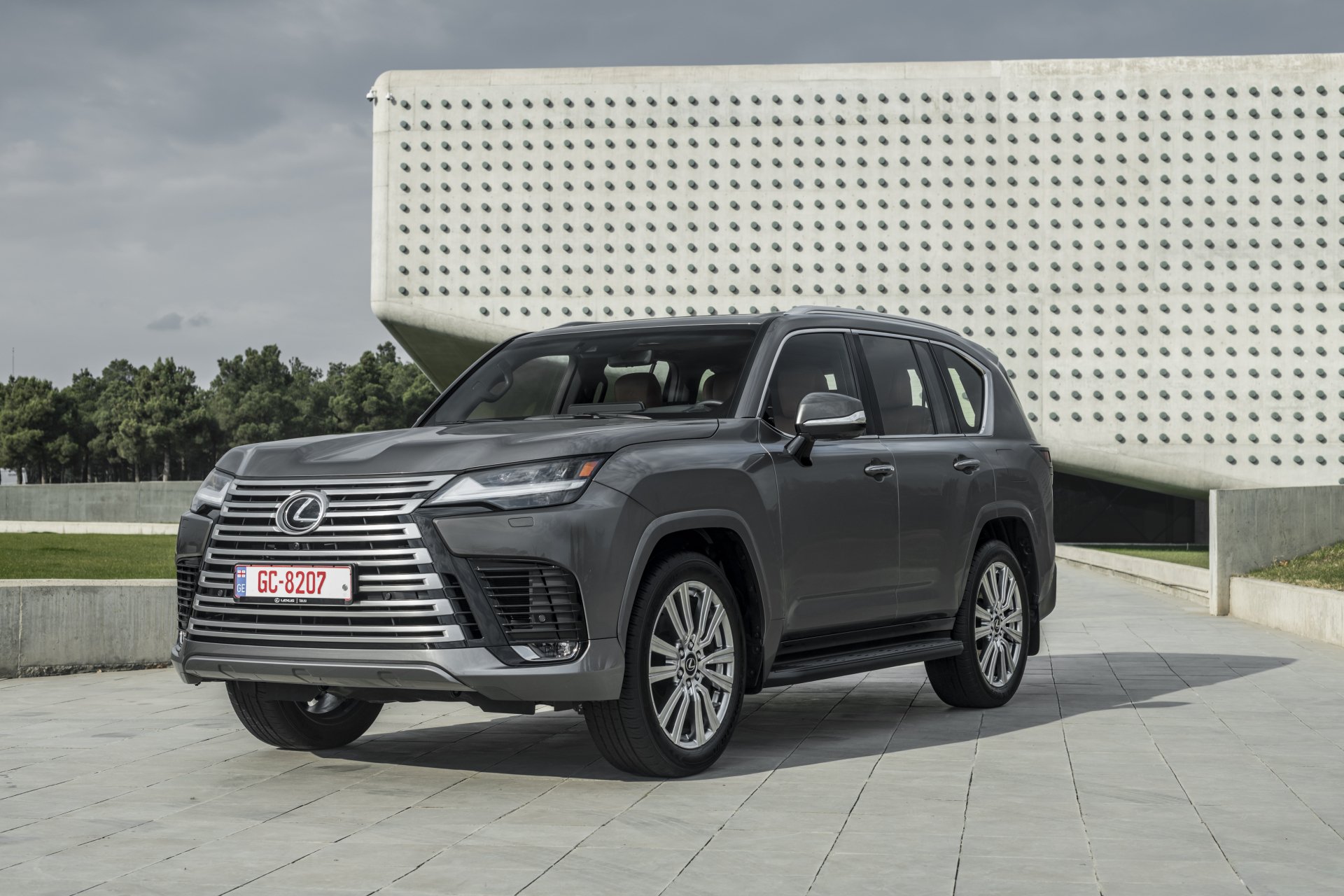 Download SUV Vehicle Lexus LX 600 4k Ultra HD Wallpaper