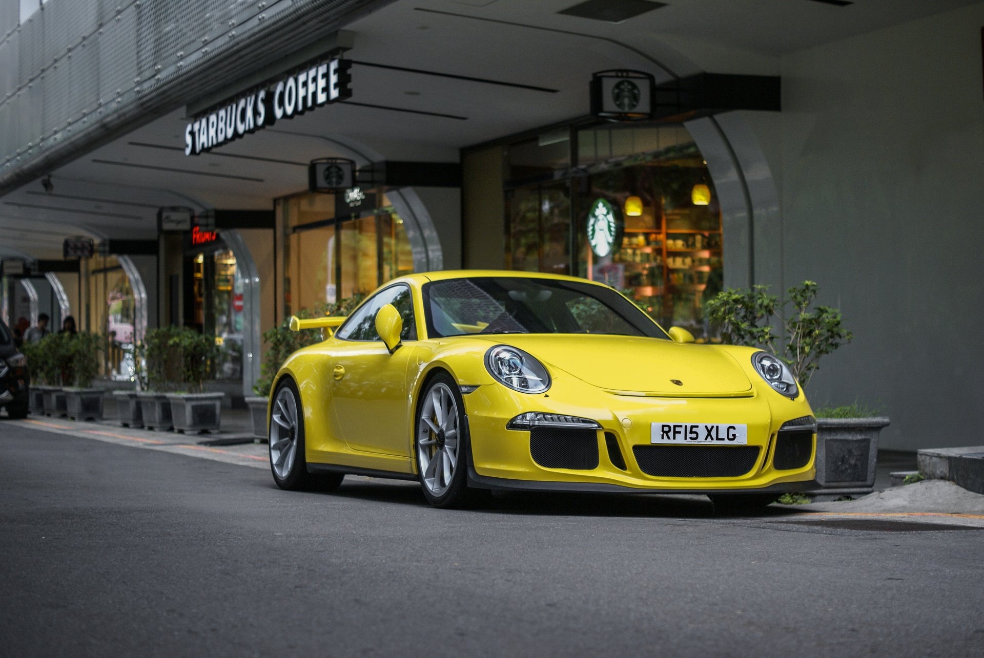Download Vehicle Porsche 911 GT3 4k Ultra HD Wallpaper