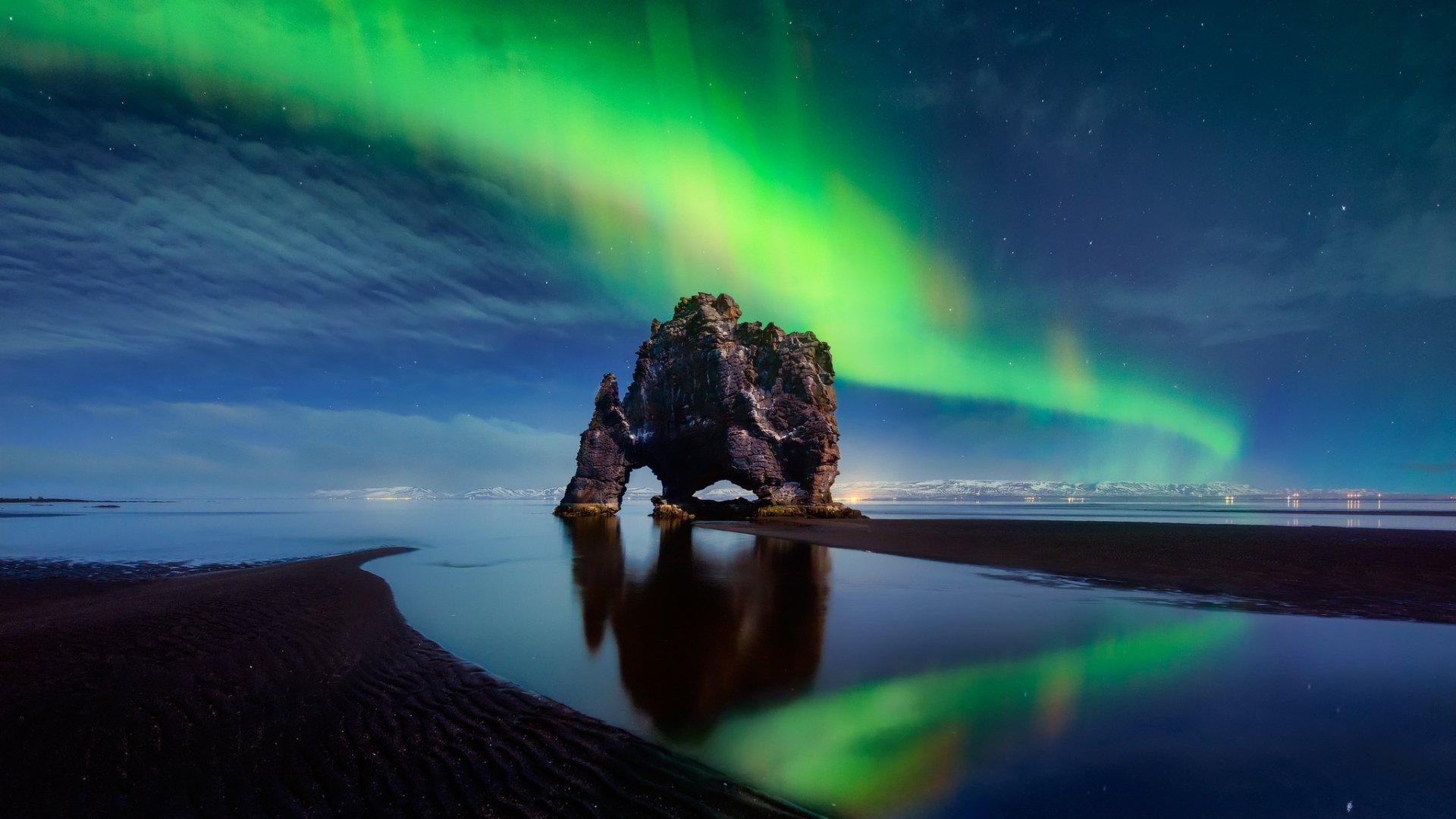 Download Aurora Borealis Iceland Night Nature Arch HD Wallpaper ...