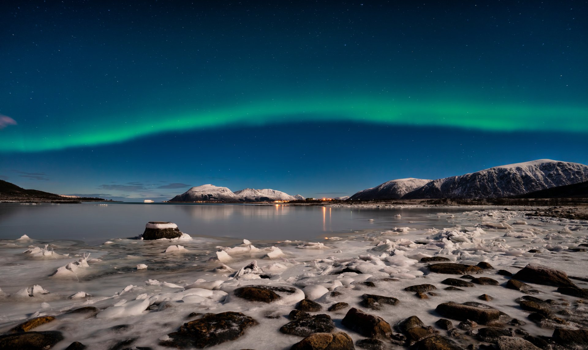 Download Aurora Borealis Night Norway Photography Lofoten 4k Ultra HD ...