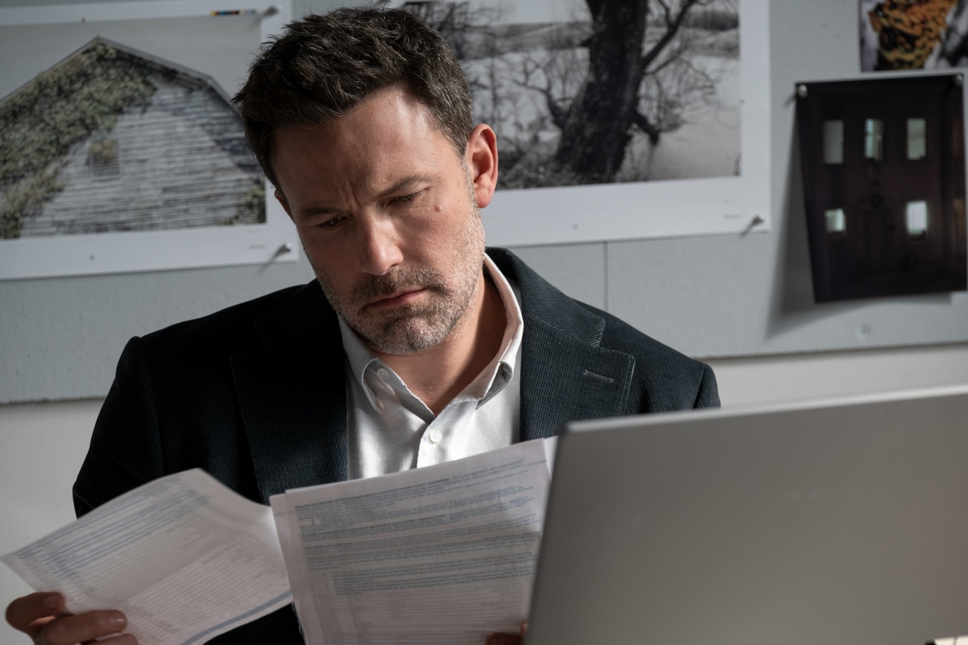 Download Ben Affleck Movie Deep Water 4k Ultra HD Wallpaper