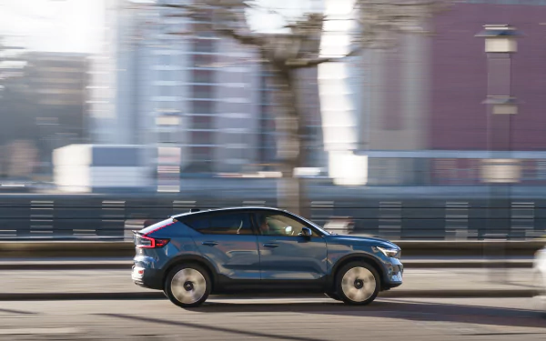 SUV vehicle Volvo C40 HD Desktop Wallpaper | Background Image