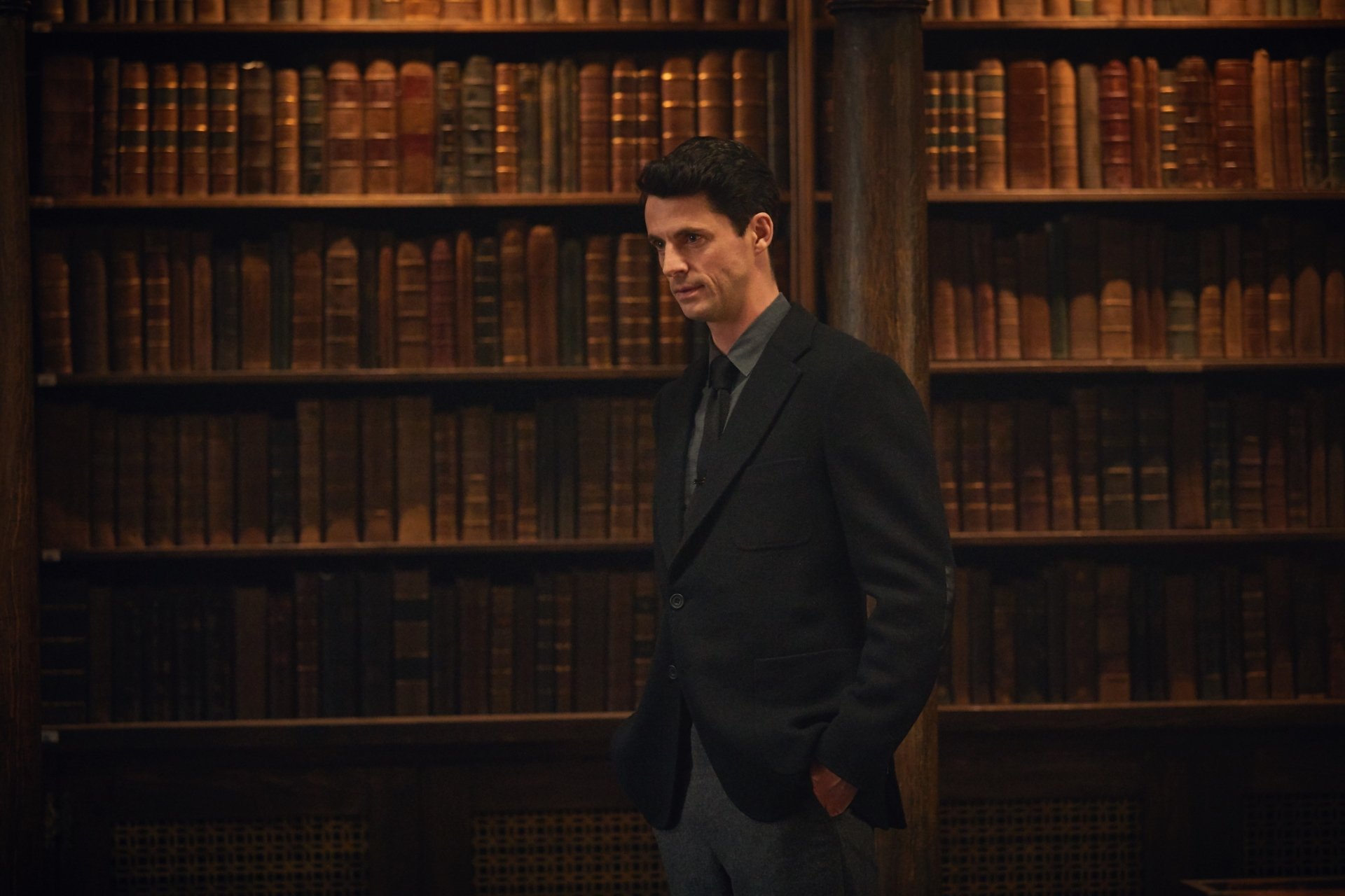 Download Matthew Goode TV Show A Discovery Of Witches 4k Ultra HD Wallpaper