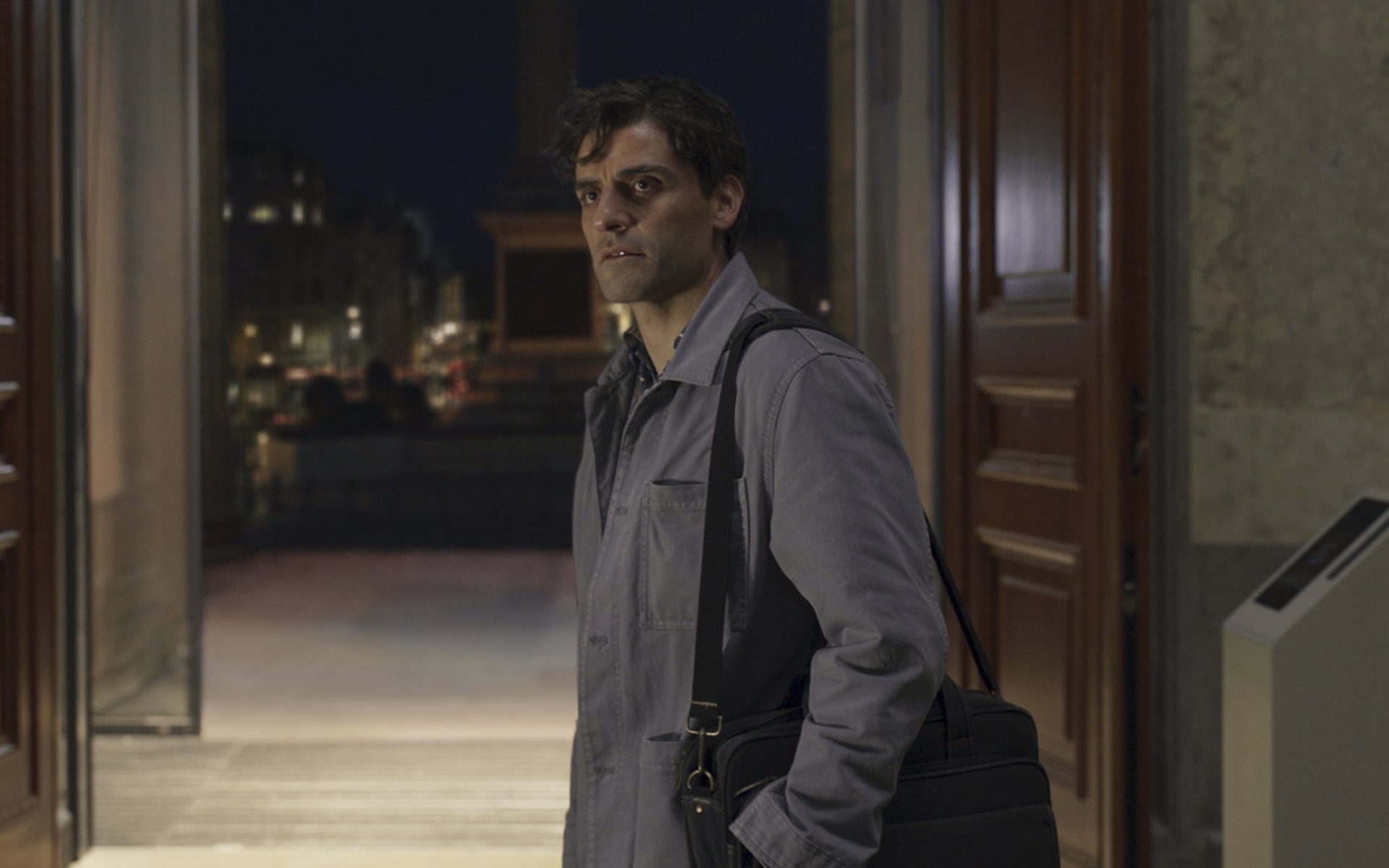 Download Oscar Isaac TV Show Moon Knight HD Wallpaper