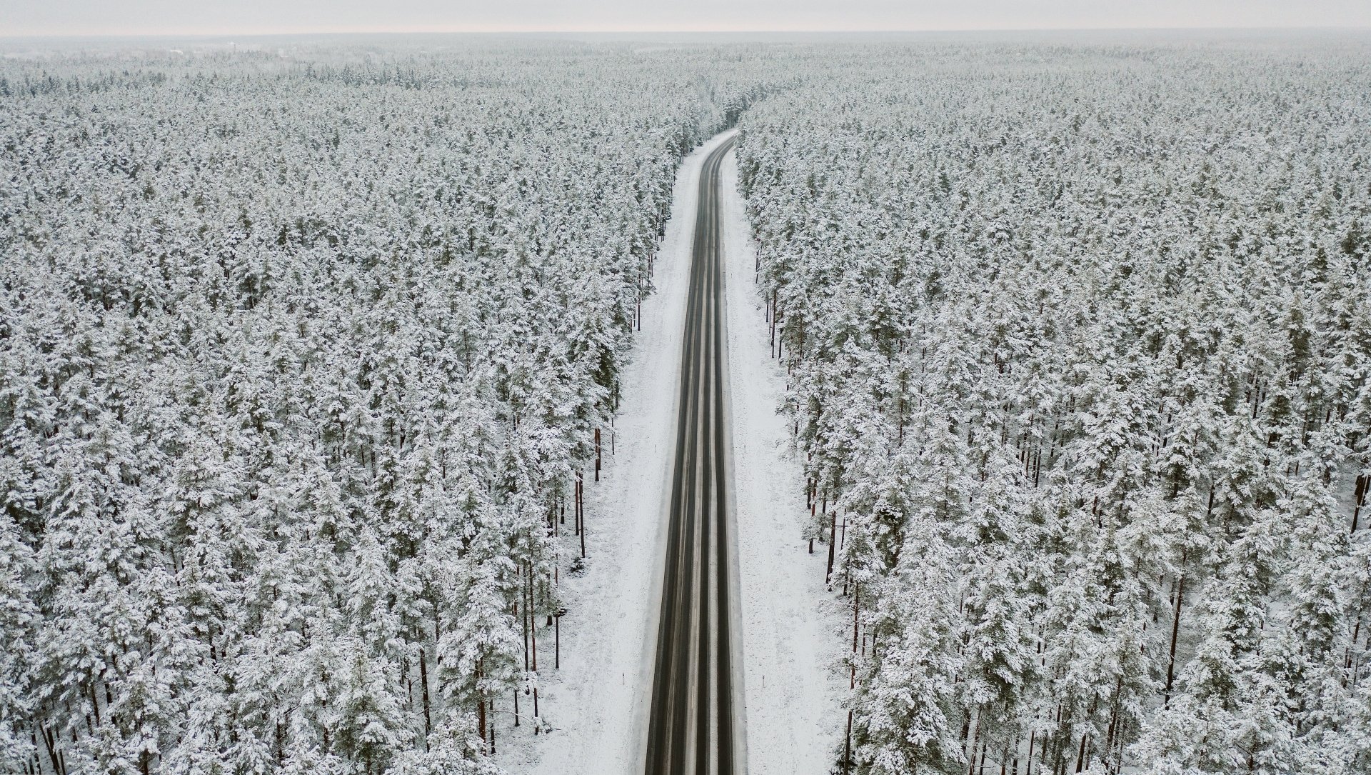 Download Forest Winter Man Made Road 4k Ultra HD Wallpaper | 5120x2894 ...