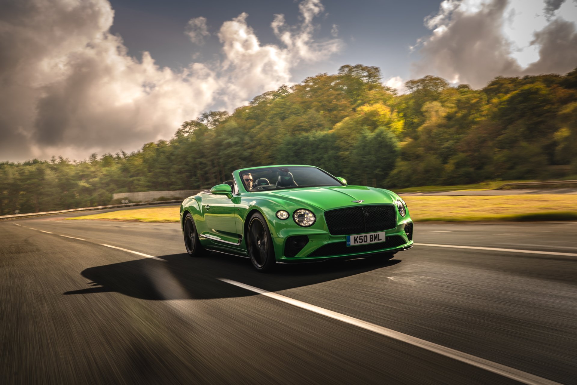 Download Vehicle Bentley Continental GT V8 Convertible 4k Ultra HD Wallpaper