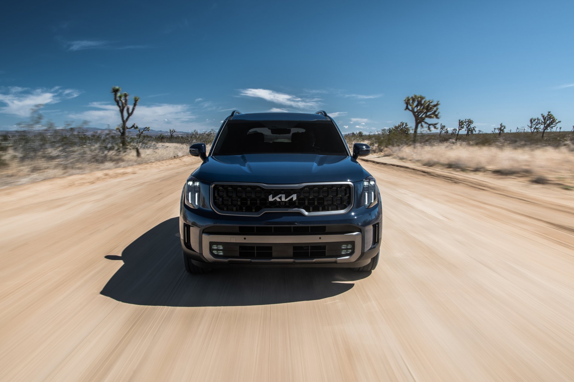 Download Vehicle Kia Telluride 4k Ultra HD Wallpaper