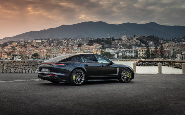 vehicle Porsche Panamera 4 E-Hybrid HD Desktop Wallpaper | Background Image