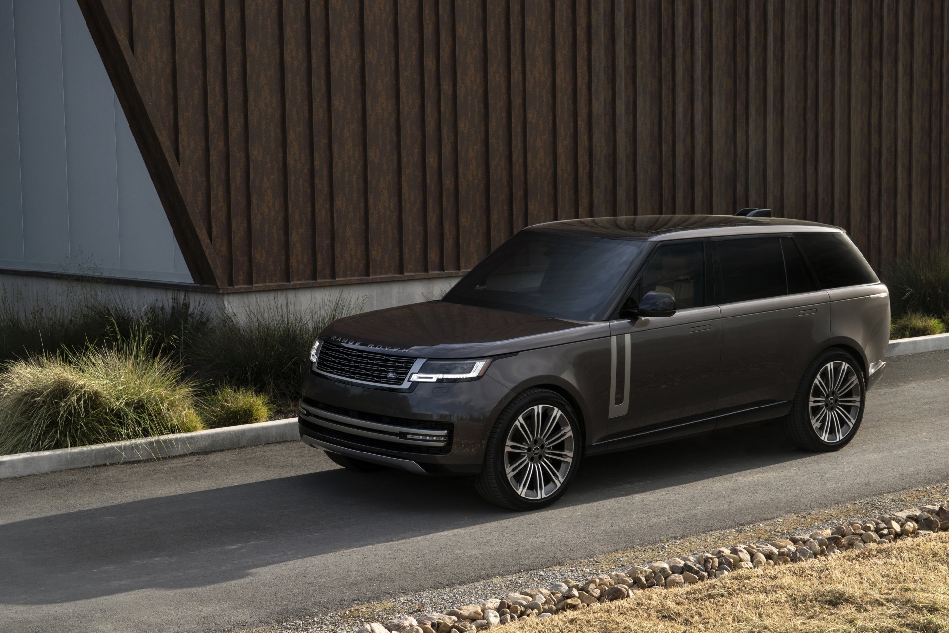 Download Vehicle Range Rover SE P400 4k Ultra HD Wallpaper