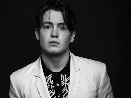 Celebrity Kit Connor HD Desktop Wallpaper | Background Image