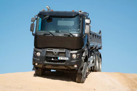 vehicle Renault Trucks HD Desktop Wallpaper | Background Image