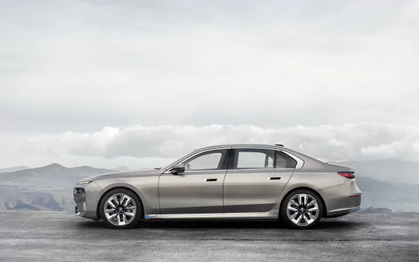 vehicle BMW i7 xDrive60 HD Desktop Wallpaper | Background Image